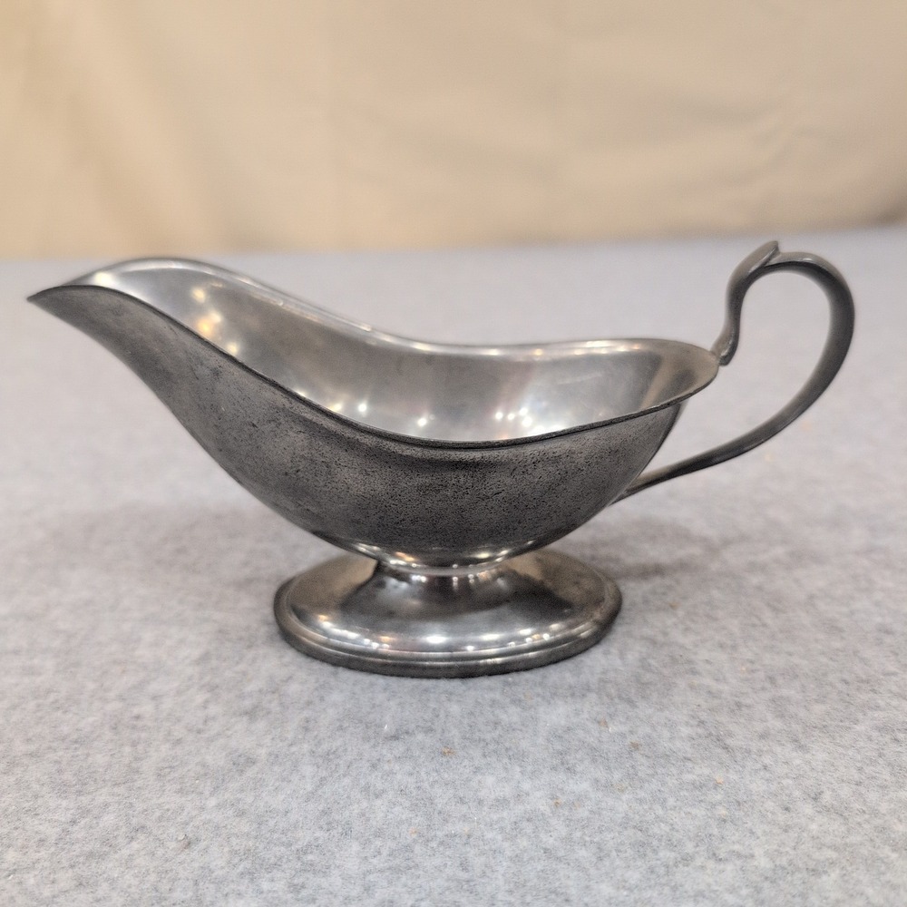 Crescent Pewter Gravy Boat Traditional Pedestal Base Sauce Server Silver Tone